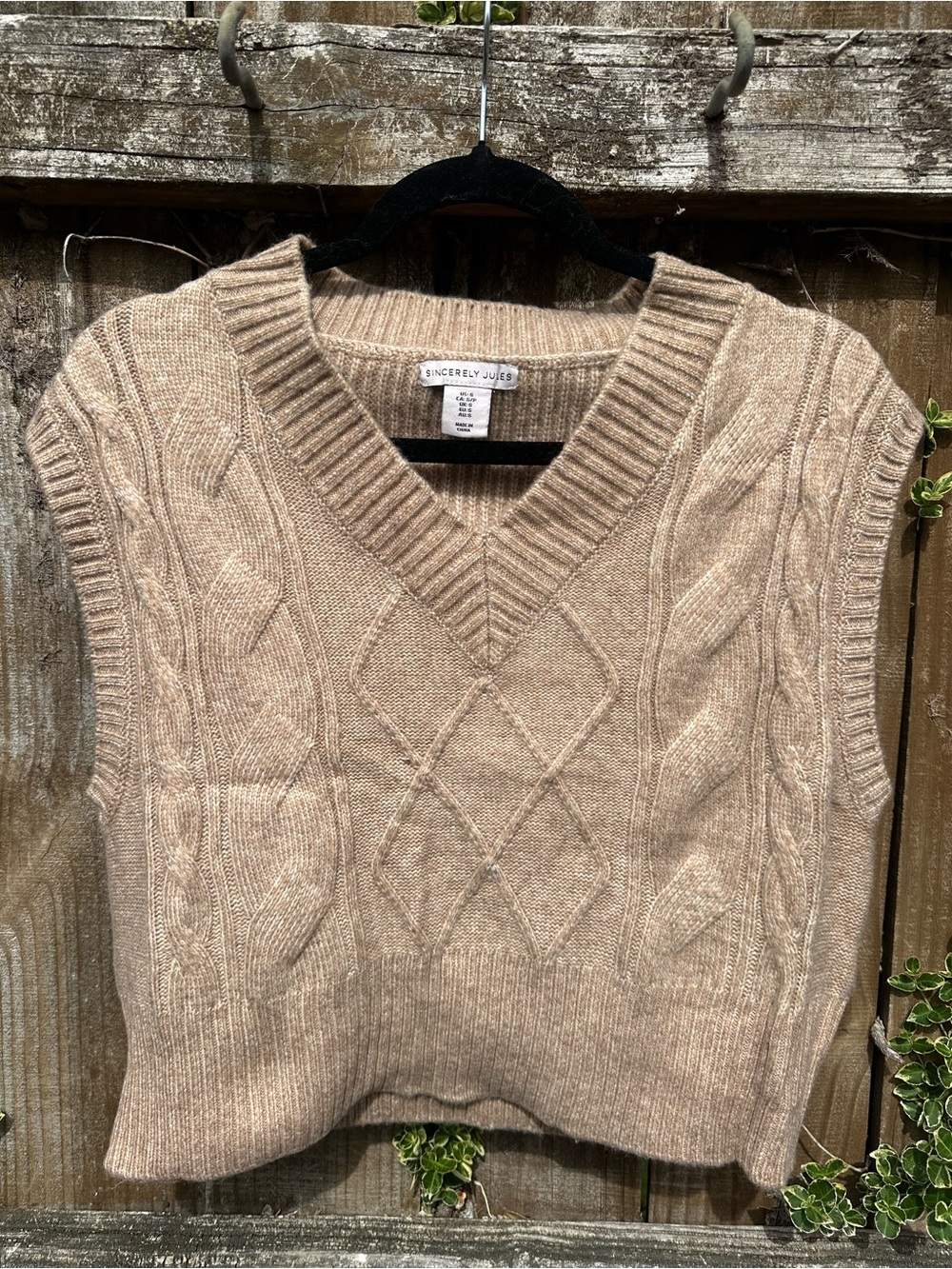 Women’s v-neck sweater vest
